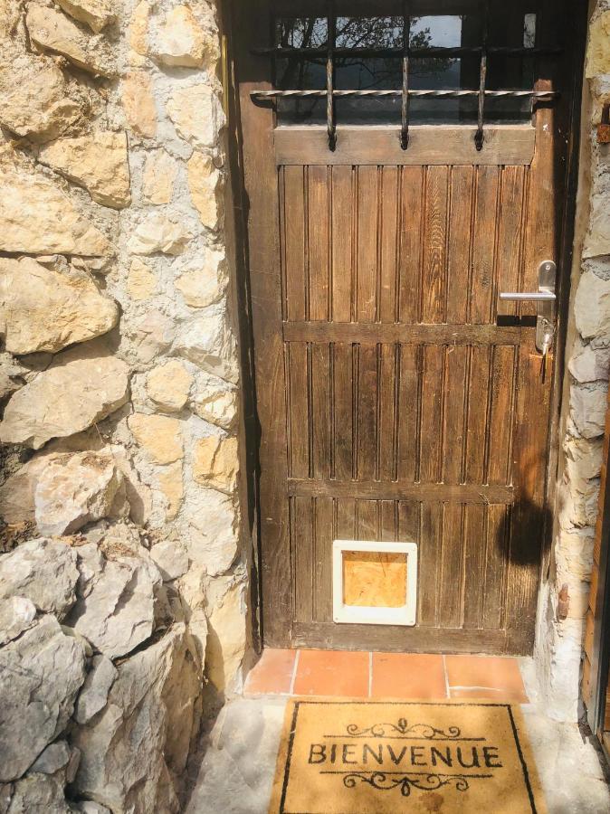 Cabane De L Esteron Gilette Exterior photo